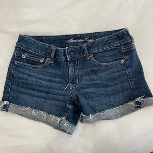 American Eagle Stretchy Denim Shorts (size 6)